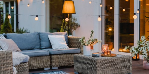 Pintar Fachadas de Casas Unifamiliares / Chalets Espluga de Francolí · Pintura para Pintar Patios y Jardines