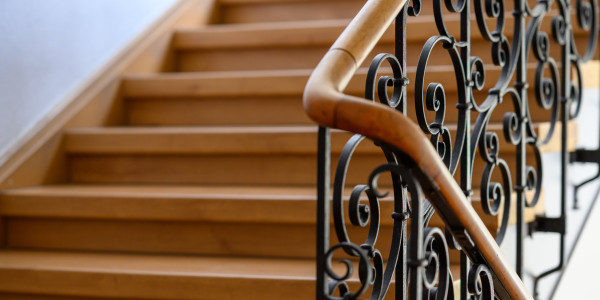 Pintar Fachadas y Patios de Luces de Comunidades Vecinos / Propietarios Castellvell del Camp · Pintado de Pasillos, Escaleras y Zonas de Tránsito