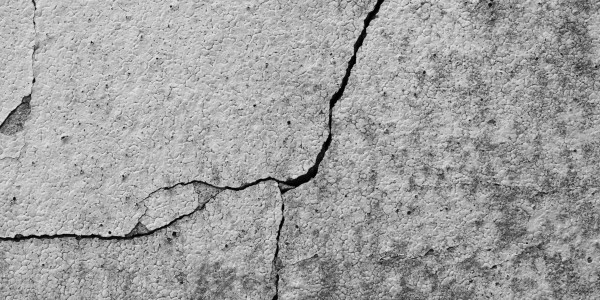 Trabajos Verticales en Fachadas de Edificios / Viviendas Espluga de Francolí · Reparación, Sellado de Grietas y Desperfectos